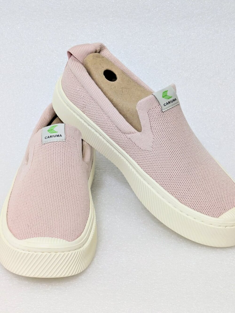 👟 Cariuma IBI Slip-On Rose Knit Sneakers - Women's 7.5 / Men's 6 - NWOB